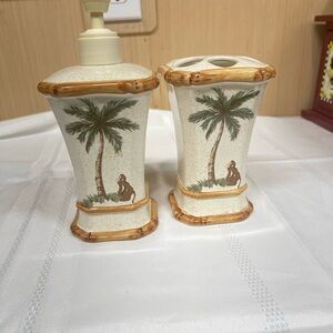 Vintage Spring Maid soap holder & toothbrush/toothpaste combo